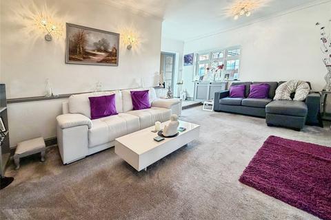 3 bedroom bungalow for sale, Edendale Road, Bexleyheath DA7