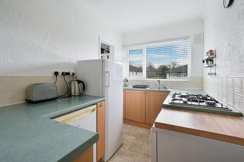 undefined, Cheviot Close, Banstead