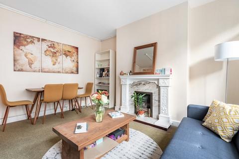1 bedroom flat to rent, Sumner Street, Borough, London, SE1