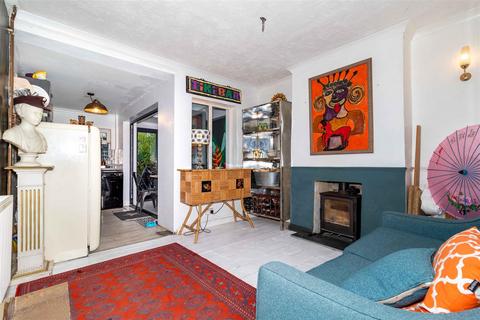 2 bedroom house for sale, Howard Street, Worthing