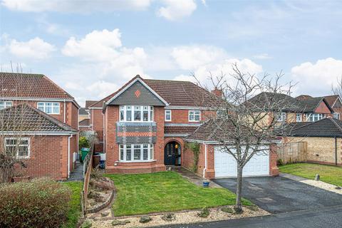 8 Bruce Gardens, Dunfermline
