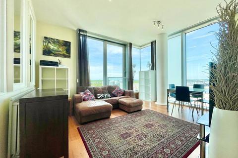 undefined, Manhattan House, The Hub