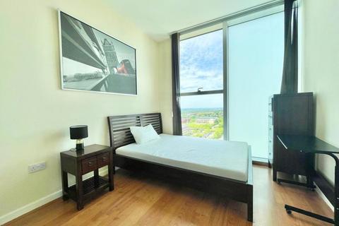 undefined, Manhattan House, The Hub