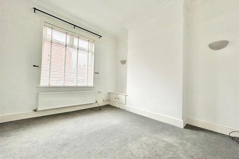 3 bedroom terraced house for sale, Widdows Street, Leigh