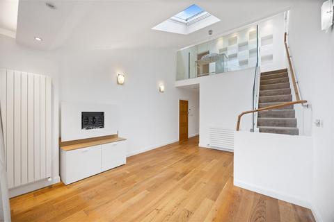 3 bedroom flat for sale, Hampstead Hill Gardens, Hampstead NW3