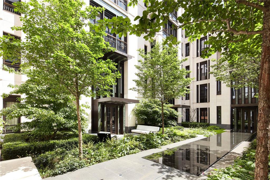 Courtyard Gardens