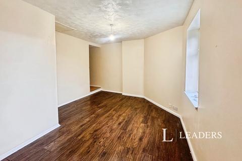 1 bedroom flat to rent, High Street, Lowestoft, Suffolk, NR32