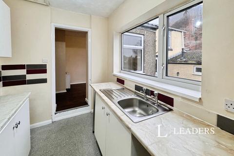 1 bedroom flat to rent, High Street, Lowestoft, Suffolk, NR32