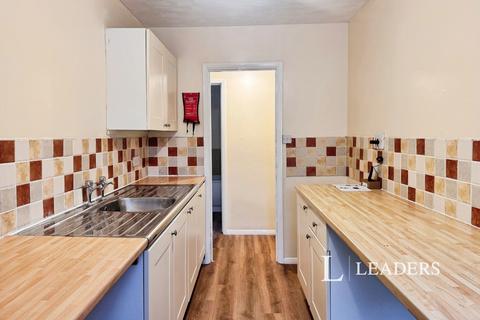 1 bedroom flat to rent, High Street, Lowestoft, Suffolk, NR32
