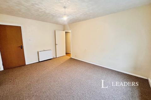1 bedroom flat to rent, High Street, Lowestoft, Suffolk, NR32