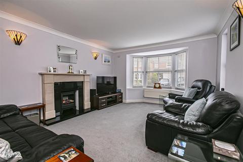 undefined, 85 East Craigs Rigg, Edinburgh, EH12 8JA