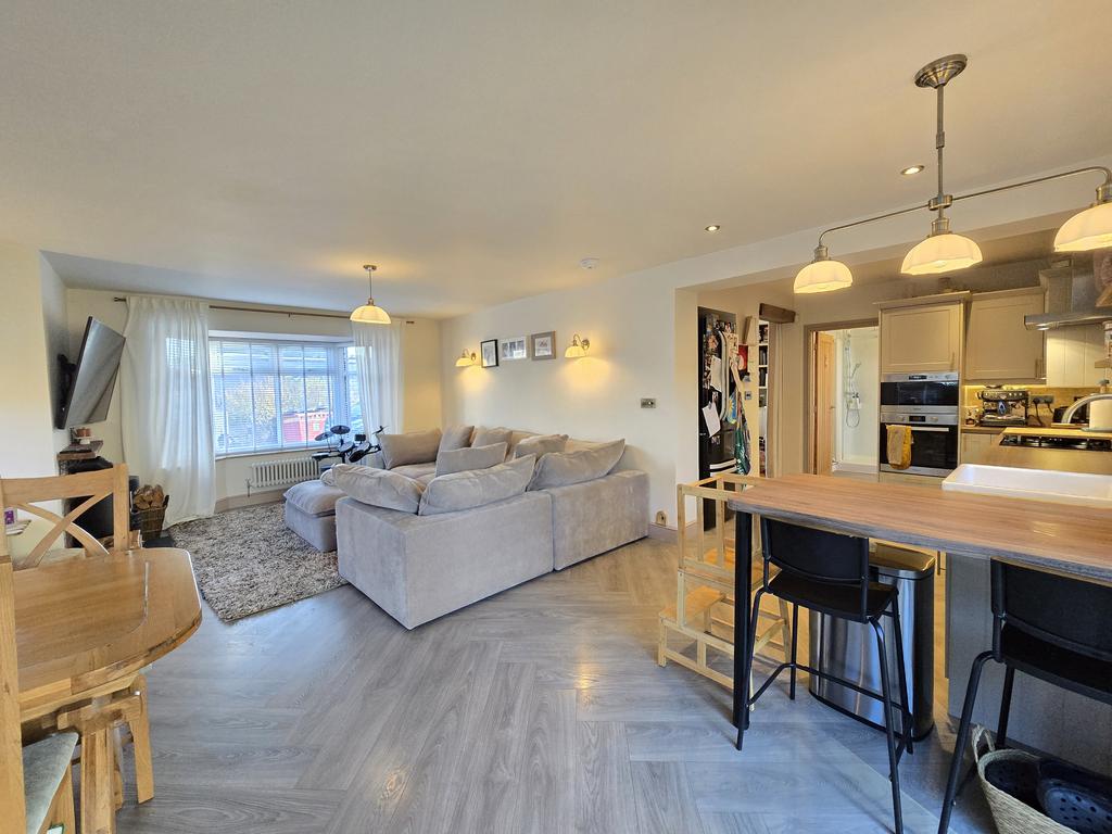 Living/Kitchen