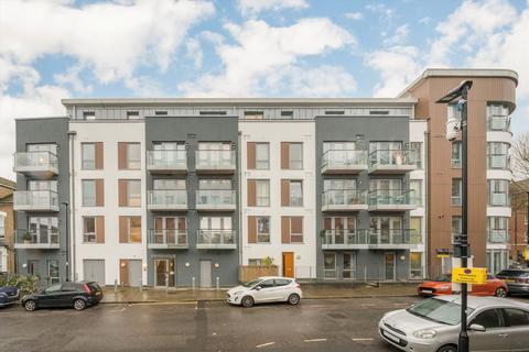1 bedroom flat for sale, Elthorne Road, London N19