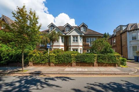 2 bedroom flat to rent, Sunningfields Road, London NW4