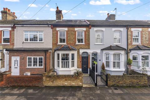 3 bedroom terraced house for sale, Linden Road, Hampton