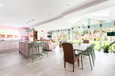 6 bedroom detached house for sale, Ursula Taylor Walk, Clapham, Bedfordshire, MK41