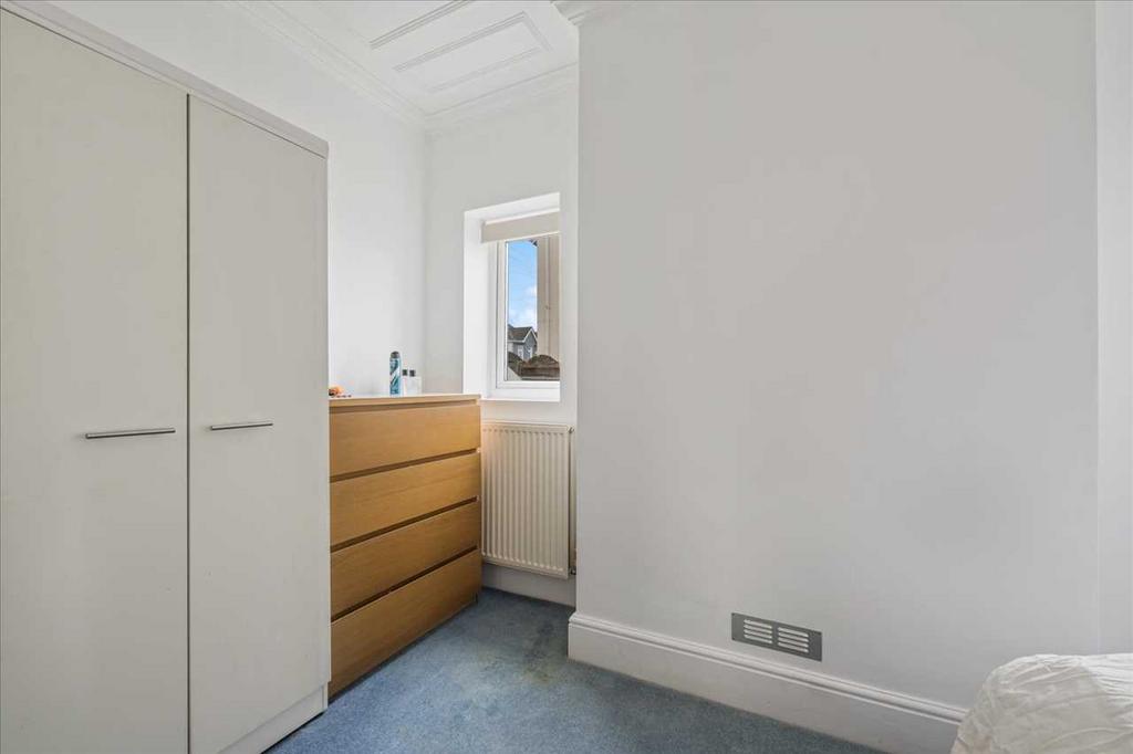 Bedroom Photo 3