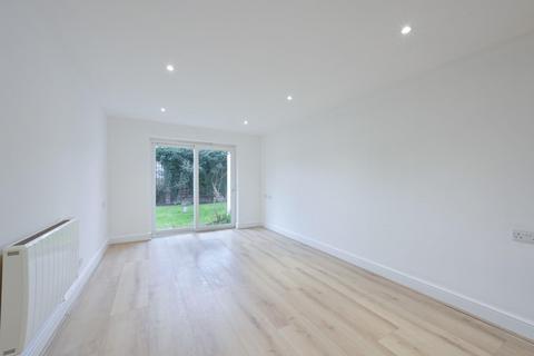 1 bedroom retirement property for sale, Homewater House, Epsom KT17