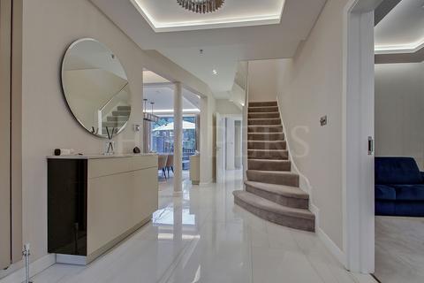 undefined, Helena Road, London, NW10