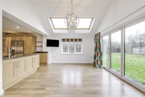 5 bedroom detached house for sale, Abbeydore Grove, Milton Keynes, MK10