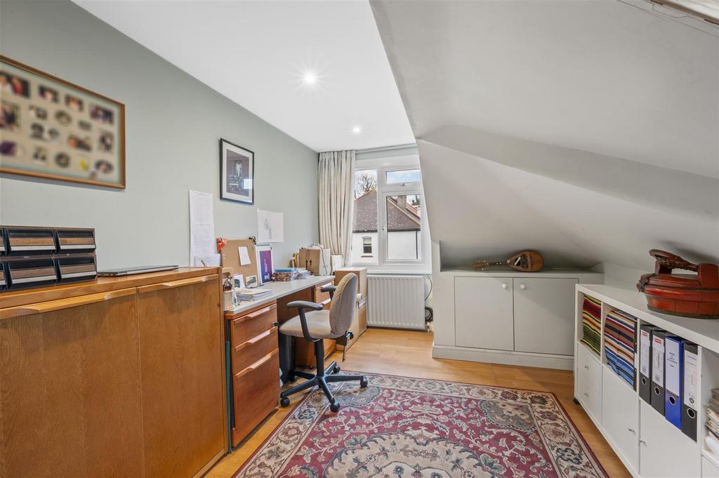 128 A Pepys Road-22.jpg