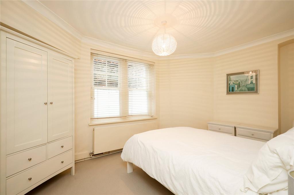 Apt. Bedroom