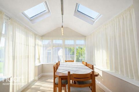 undefined, Aster Close, Northampton