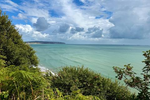 undefined, Perowne Way Sandown
