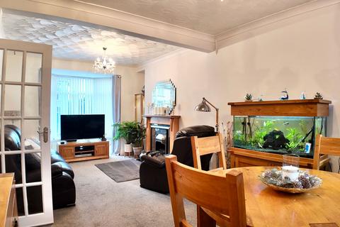 3 bedroom terraced house for sale, Bedwellty Road, Aberbargoed, CF81