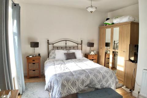 3 bedroom terraced house for sale, Bedwellty Road, Aberbargoed, CF81