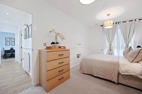 2 bedroom apartment to rent, Harrison Walk, London