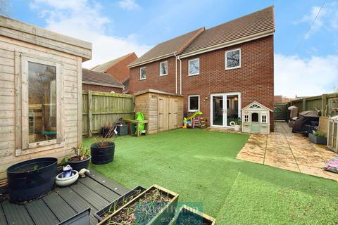 undefined, St. Nicholas Close, Exeter EX1