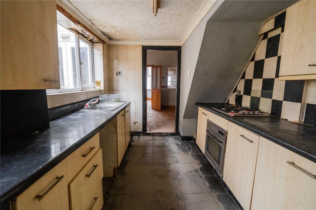 Kitchen (2)