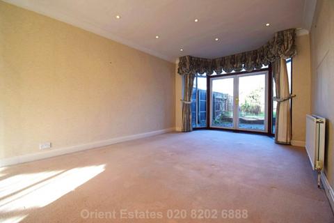 4 bedroom detached house for sale, Vaughan Avenue, London