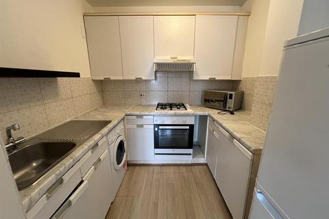 undefined, Brent Street, Hendon, London