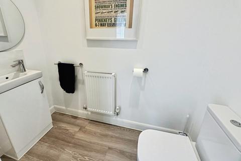 3 bedroom semi-detached house for sale, Baston Road, Arborfield Green, Reading