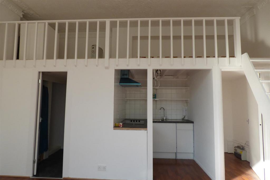 23 Brunswick Place F3 - Studio new 2018.JPG