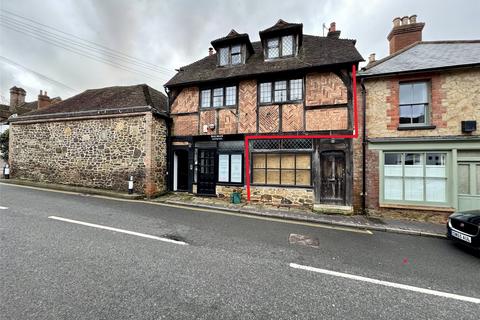 3 bedroom flat for sale, High Street, Limpsfield, Oxted, Surrey, RH8
