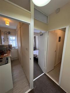 undefined, Cottage Grove, Portsmouth