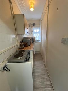 undefined, Cottage Grove, Portsmouth