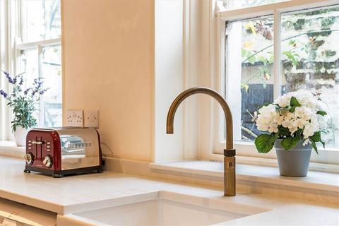 undefined, Surrey Square, London SE17