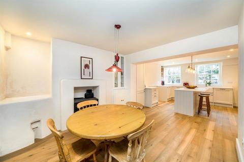 undefined, Surrey Square, London SE17