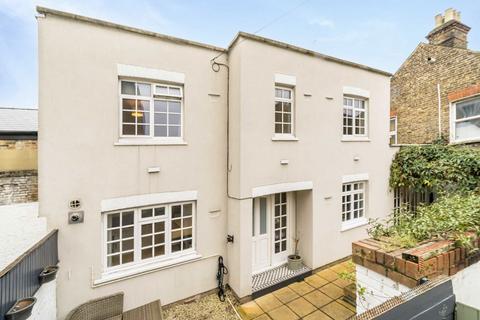 undefined, Franche Court Road, London SW17