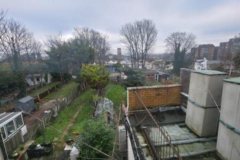 4 bedroom house for sale, Frederick Place, Plumstead, London, SE18
