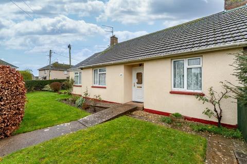 undefined, Extended bungalow in central Yatton