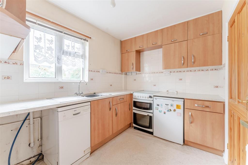 10 Court Ave Yatton BS49 4 EP 26.jpg