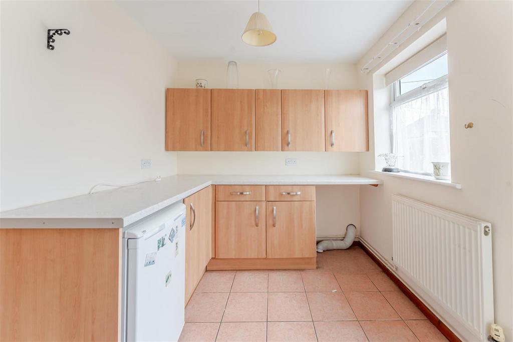 10 Court Ave Yatton BS49 4 EP 24.jpg