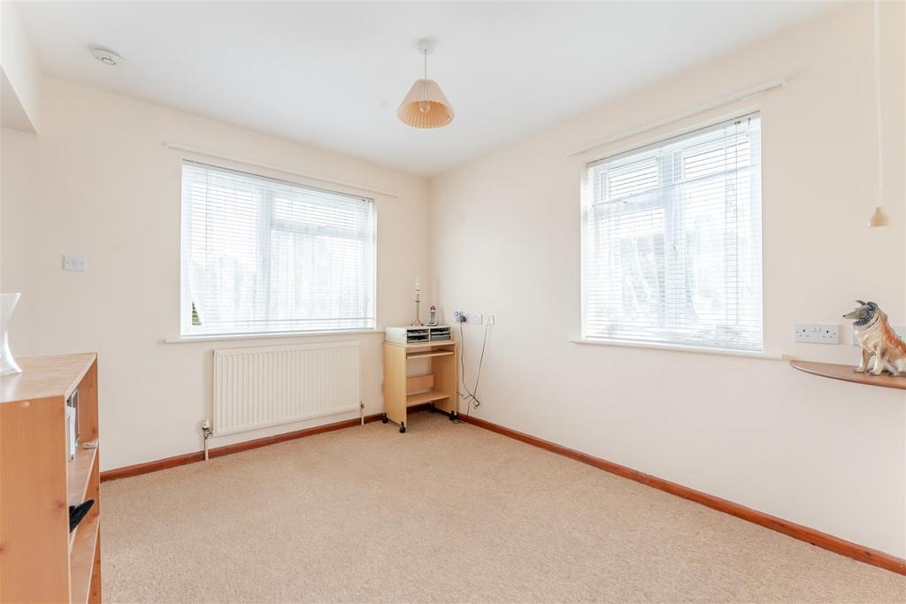 10 Court Ave Yatton BS49 4 EP 20.jpg