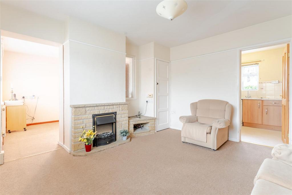 10 Court Ave Yatton BS49 4 EP 17.jpg