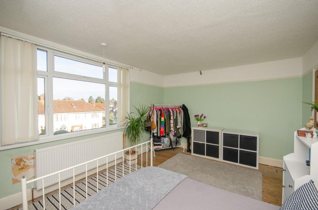 Bedroom one pic 3.jpg